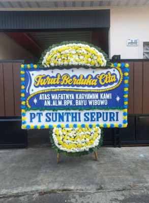 Papan Bunga Duka di Wonokromo