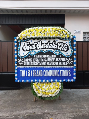 Papan Bunga Duka di Wonokromo
